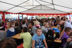 Diecezjalny Dzień Młodzieży Wambierzyce 2016, parafia Św. Brata Alberta Świebodzice