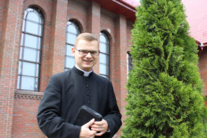 ks. Wojciech Oleksy - akolita, parafia Św. Brata Alberta Świebodzice