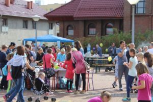 Święto Pieczonego Ziemniaka Świebodzice 2016, Św. Brat Albert