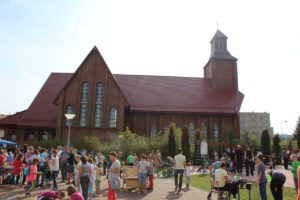Święto Pieczonego Ziemniaka Świebodzice 2016, Św. Brat Albert