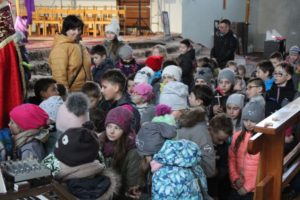 Droga krzyżowa dzieci par. Św. Brata Alnerta Świebodzice