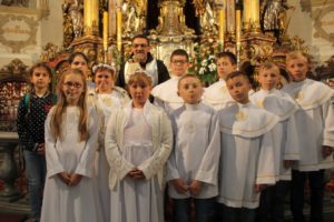Pielgrzymka dzieci pierwszokomunijnych Wambierzyce, par. Św. Brata Alberta Świebodzice