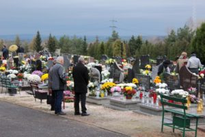 Cmentarz Wszyskich Świętych 1 listopada Świebodzice