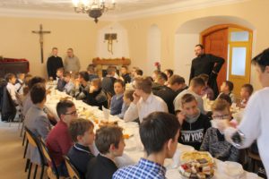 Dekanalna Wigilia Ministrantów, Św. Brat Albert Świebodzice