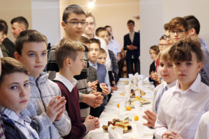 Dekanalna Wigilia Ministrantów, Św. Brat Albert Świebodzice