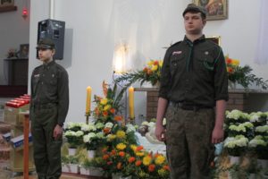 czuwanie przy grobie, harcerze, Świebodzice, Albert
