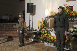 czuwanie przy grobie, harcerze, Świebodzice, Albert