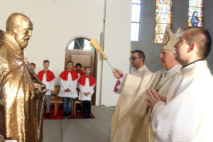 Bierzmowanie, Odpust Świebodzice Albert